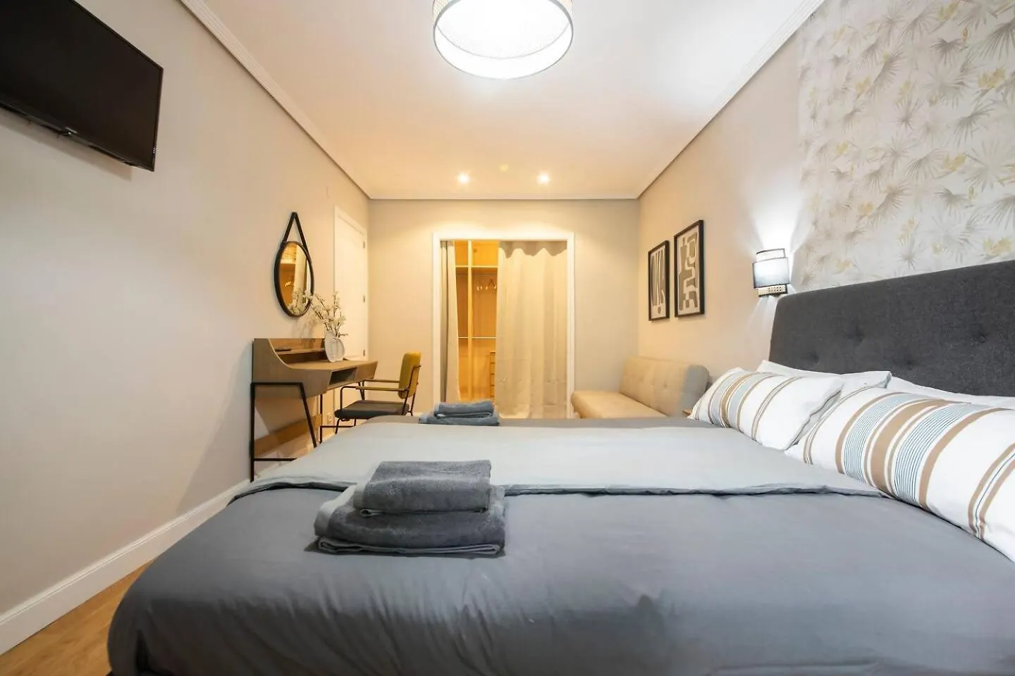 Apartment Lujo Y Comodidad Tu Refugio Con Estilo Y Amplitud San Sebastian Spain